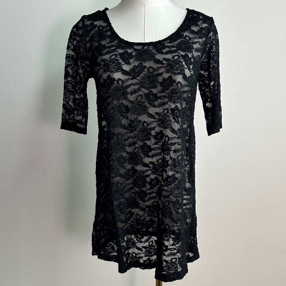 Nuetral Black Lace Tunic‎ Top Women S Dark Romantic Goth Layering Piece